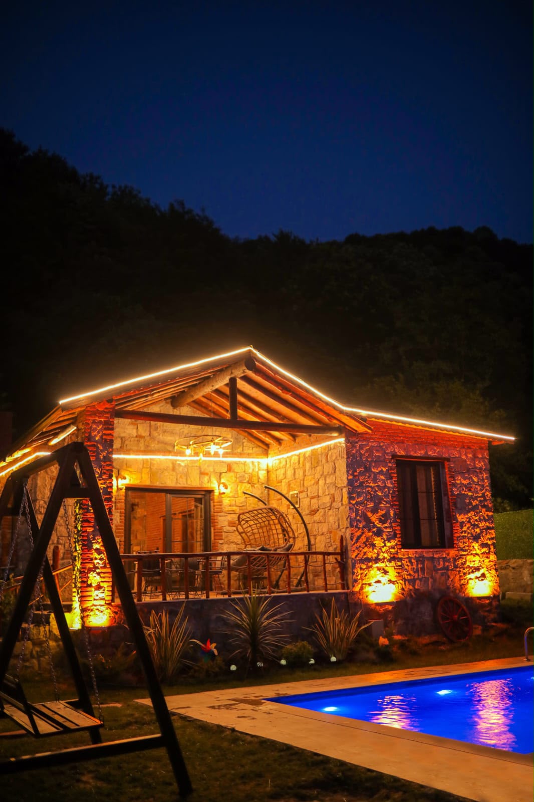 Sapanca Doğa İçinde Havuzlu Taş Ev — görsel 9